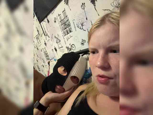 NIKADELE