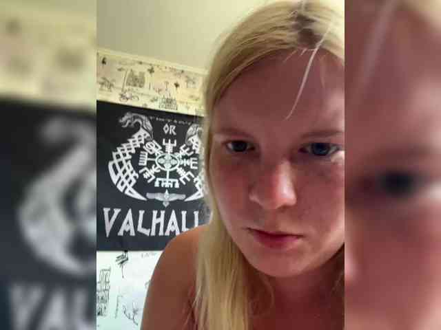 NIKADELE webcam