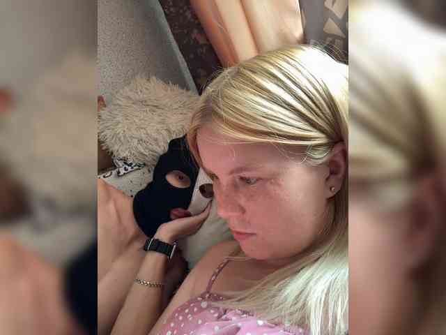 NIKADELE