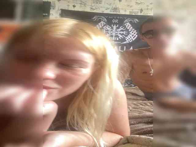 NIKADELE Sex Cam Show