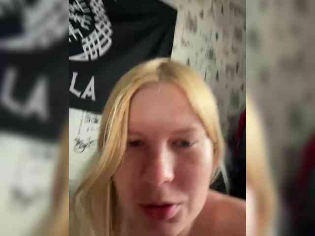 NIKADELE