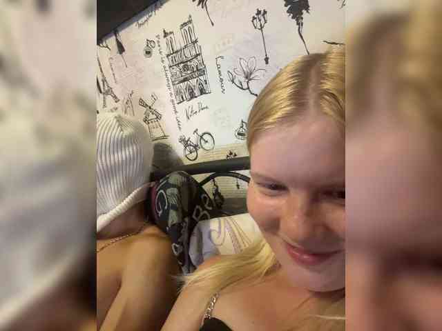 NIKADELE webcam