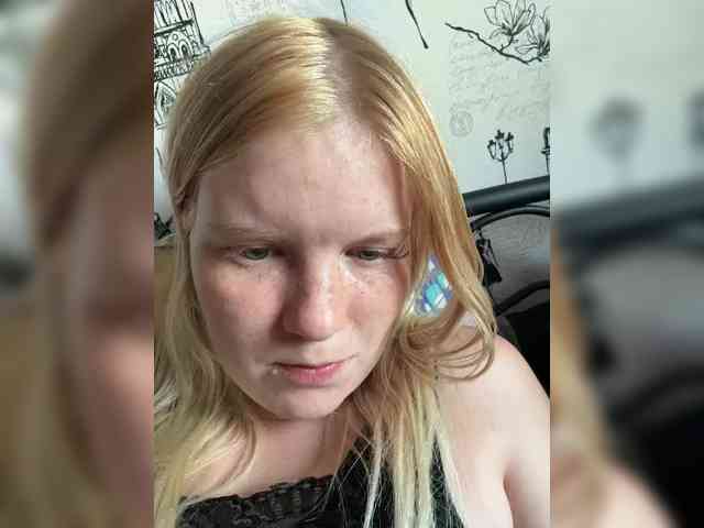 NIKADELE webcam
