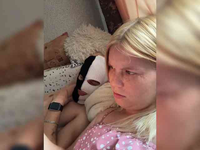 NIKADELE