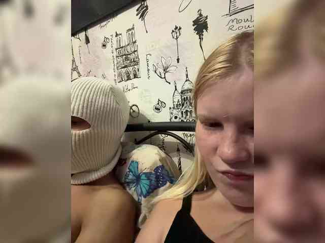 NIKADELE webcam