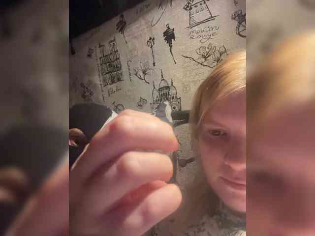 NIKADELE webcam