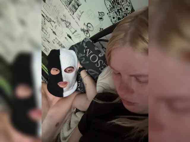 NIKADELE webcam