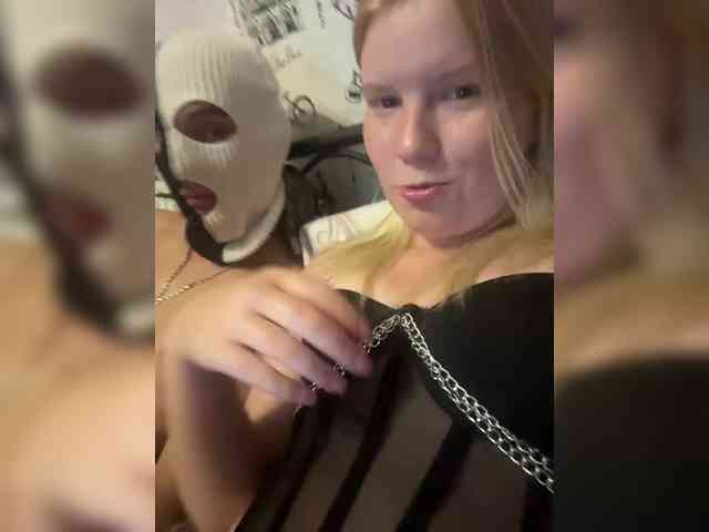 NIKADELE webcam