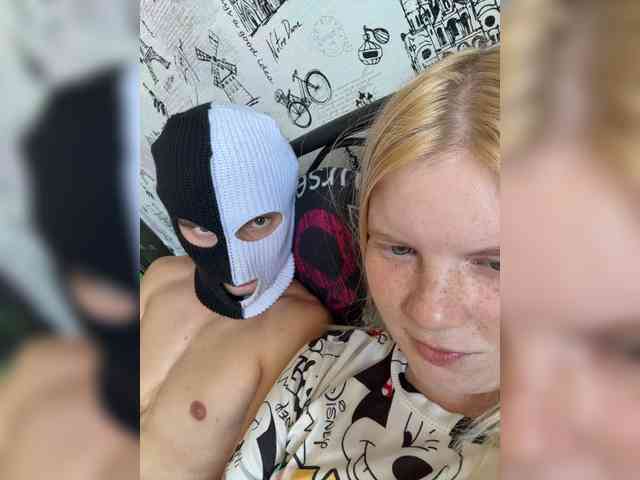 NIKADELE