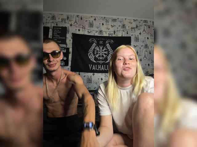NIKADELE Sex Cam Show