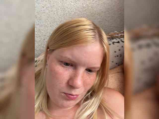 NIKADELE webcam