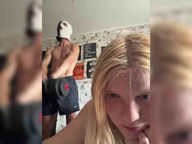 NIKADELE webcam
