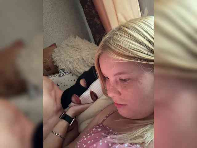 NIKADELE