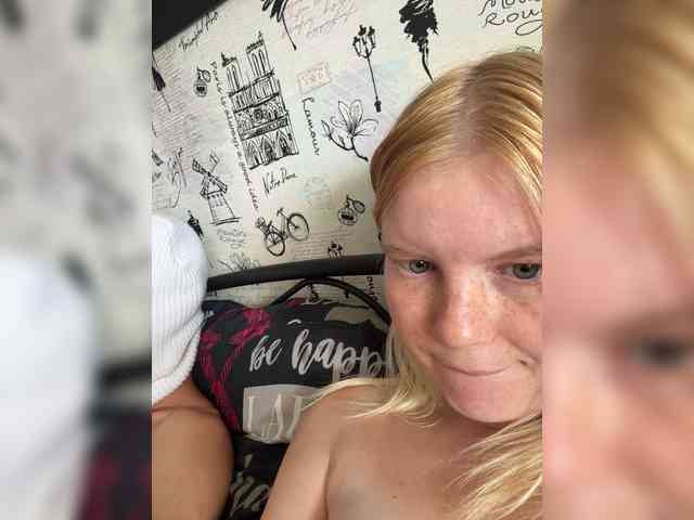 NIKADELE webcam