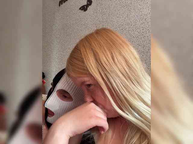 NIKADELE webcam