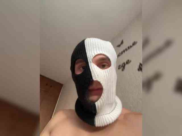 NIKADELE