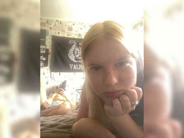 NIKADELE