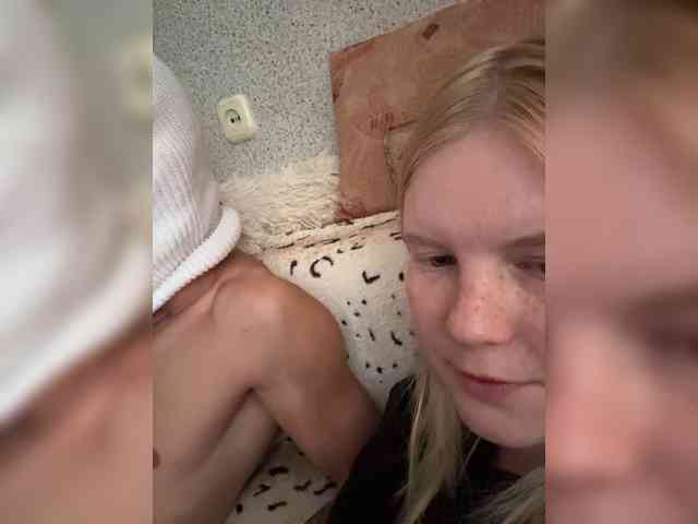 NIKADELE webcam