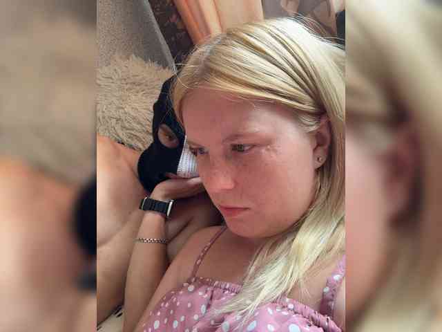 NIKADELE Live Webcam on BongaCams