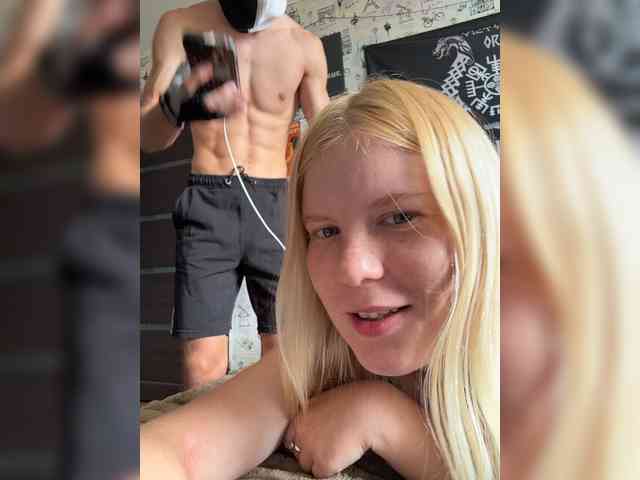 NIKADELE