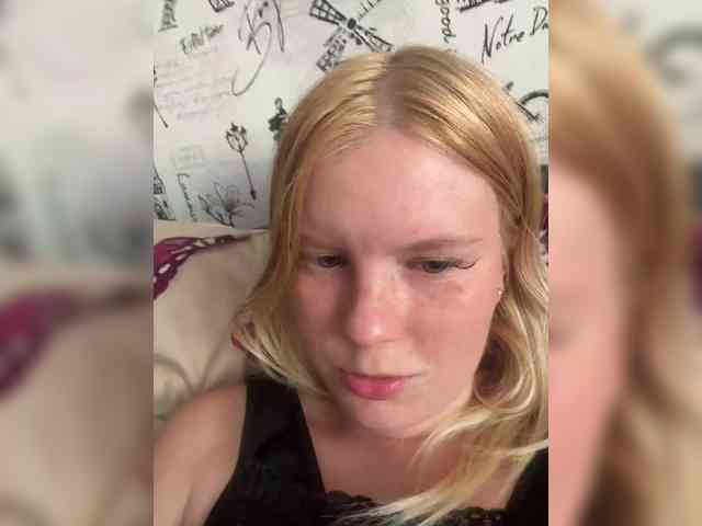 NIKADELE webcam