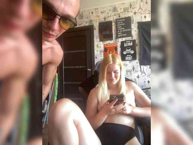 NIKADELE Sex Cam Show