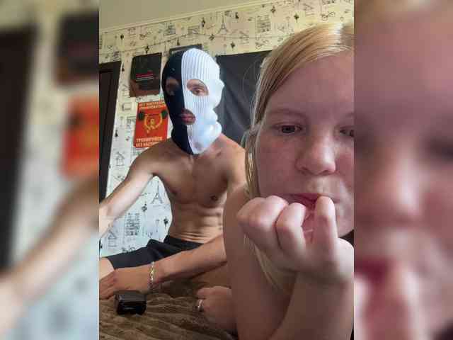 NIKADELE Sex Cam Show