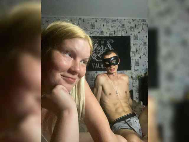 NIKADELE Sex Cam Show