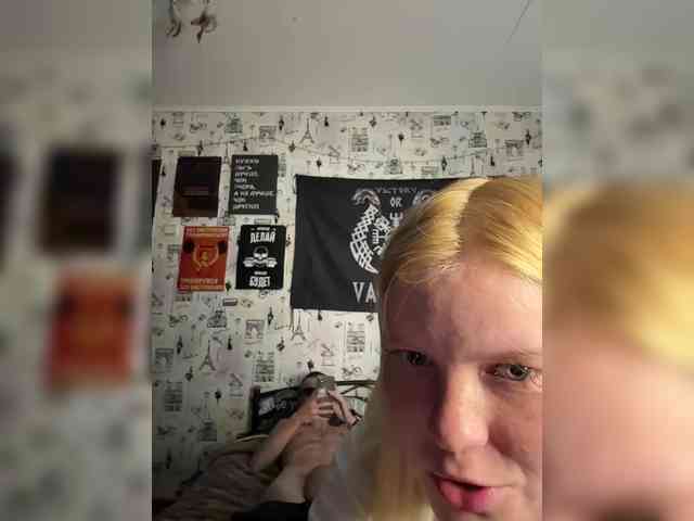 NIKADELE Sex Cam Show