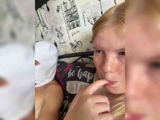 NIKADELE