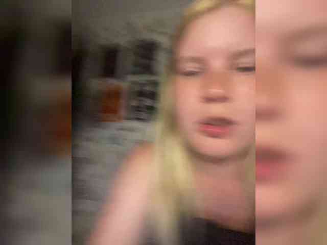 NIKADELE webcam