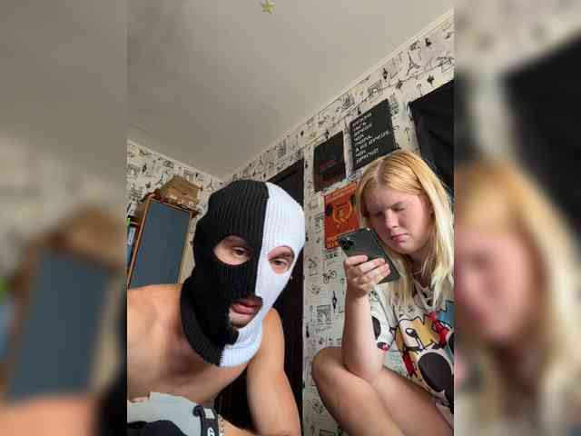NIKADELE webcam