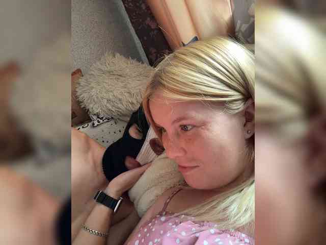 NIKADELE Live Webcam on BongaCams