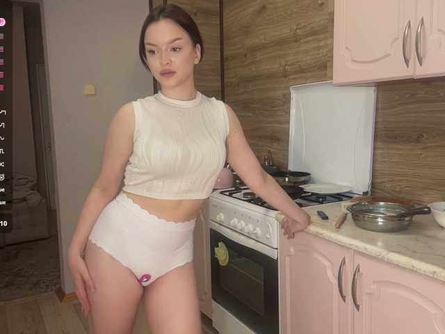 ElsaJeanX live cam preview