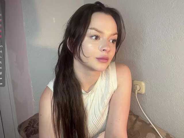 ElsaJeanX live cam on BongaCams
