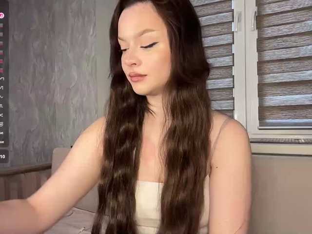 ElsaJeanX live cam on BongaCams
