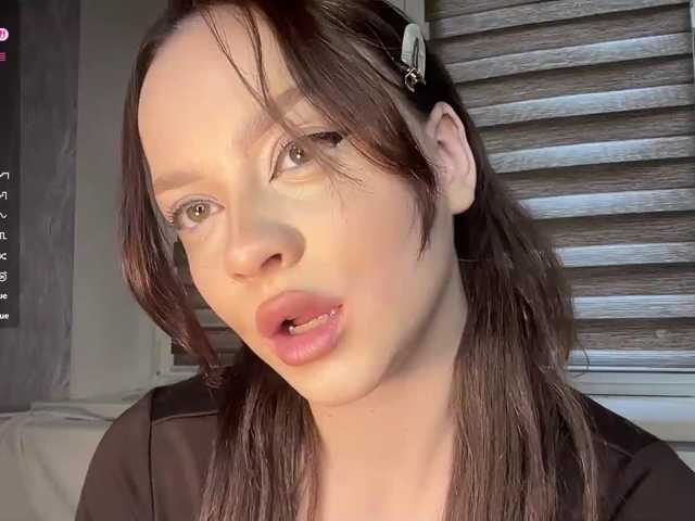 ElsaJeanX live cam on BongaCams