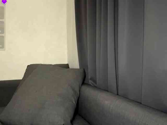 NinfaDoire webcam