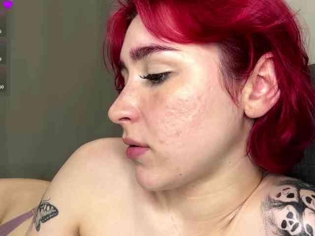 NinfaDoire webcam