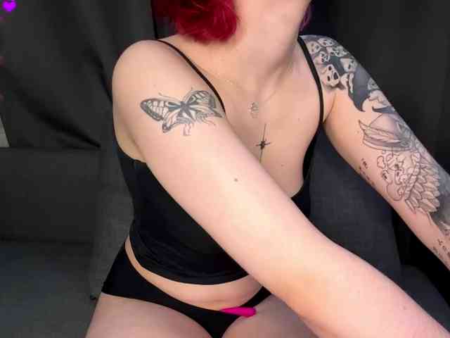 NinfaDoire webcam