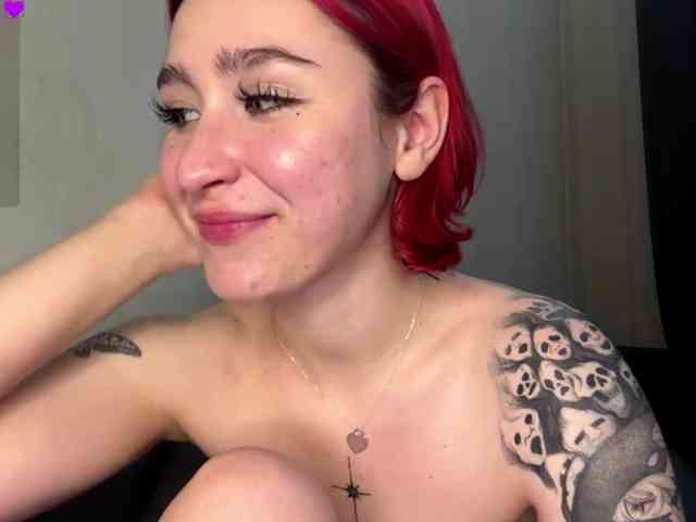 NinfaDoire webcam