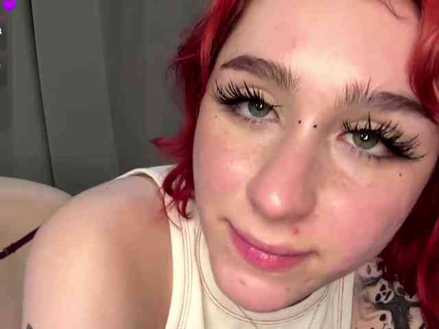 NinfaDoire webcam