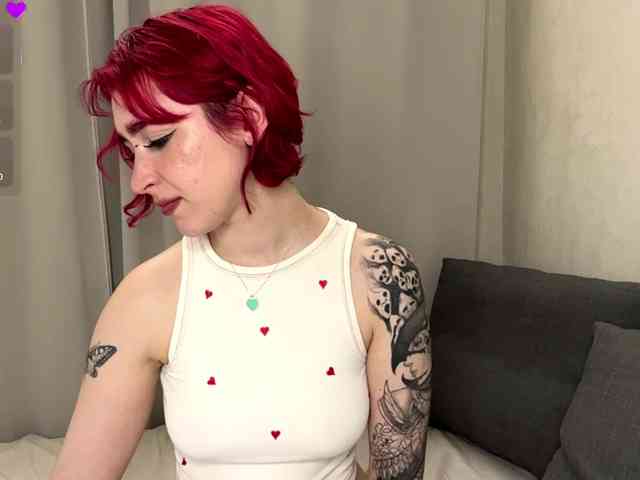 NinfaDoire webcam