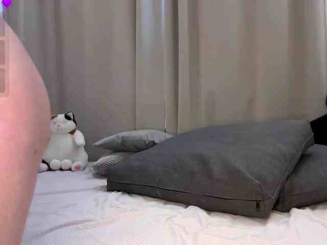 NinfaDoire webcam