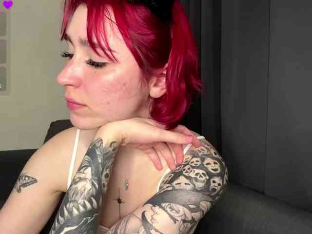 NinfaDoire webcam