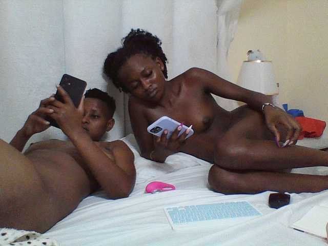 Sexyvelvet live cam on BongaCams