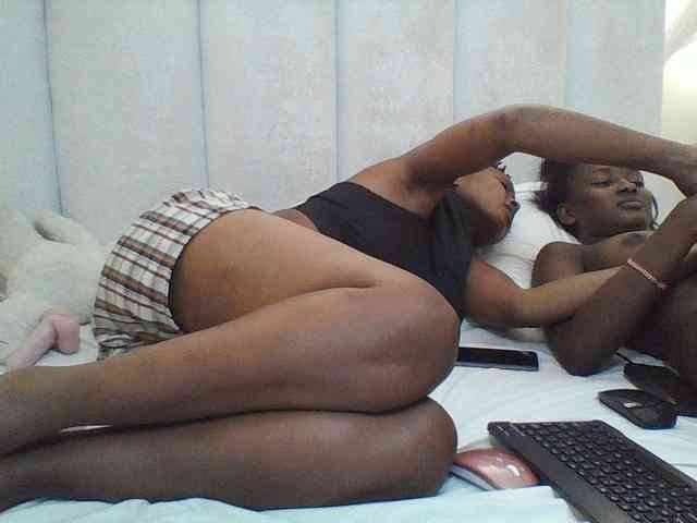 Sexyvelvet webcam