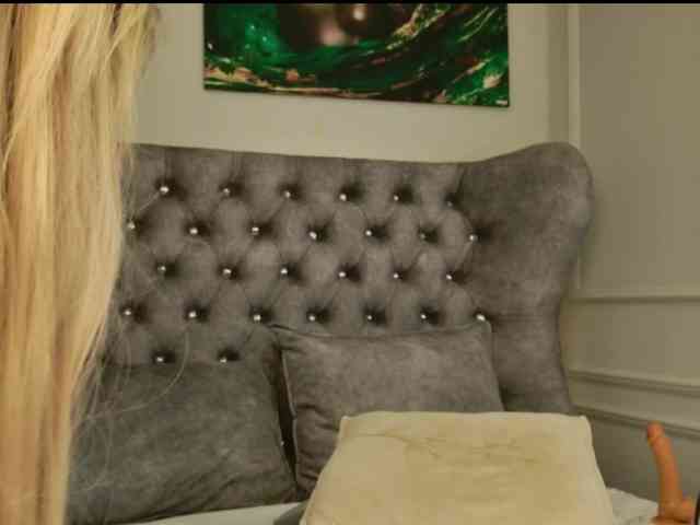MeganXDesire webcam