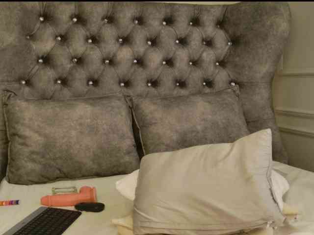 MeganXDesire webcam