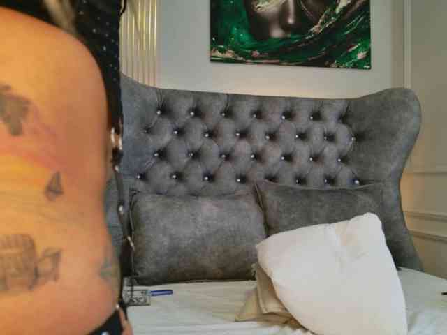 MeganXDesire